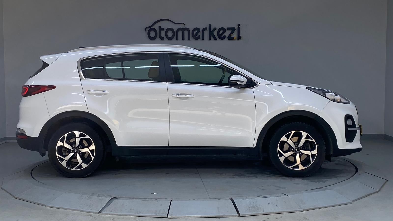 KIA SPORTAGE 19